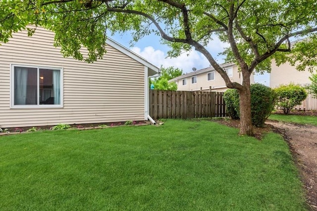 738 Colorado Ct, Carol Stream, IL 60188 - view of yard
