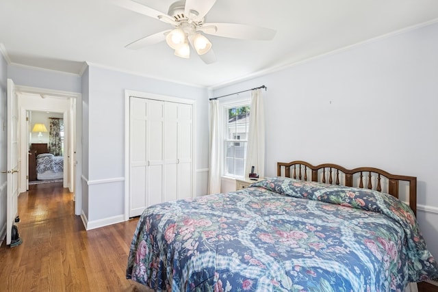 3921 Franklin Ave, Western Springs, IL 60558 - bedroom with wood finished floors, ornamental molding, a closet, and a ceiling fan