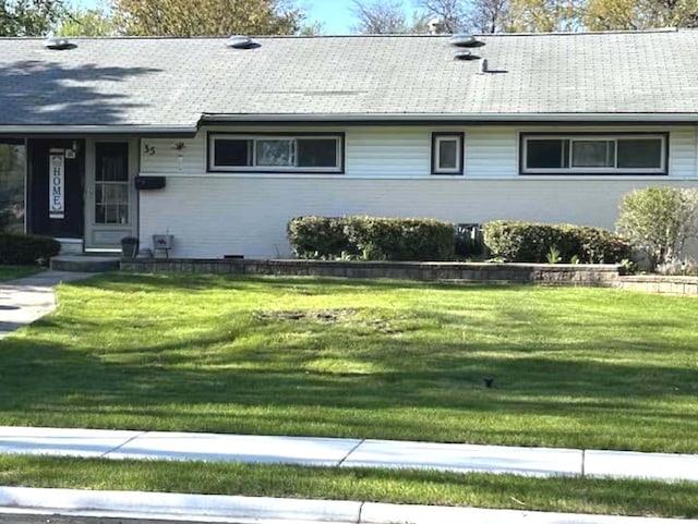 35 Douglas Ct, Hoffman Estates, IL 60169 - ranch-style home with a front lawn