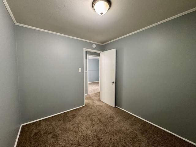 336 Marquette St, Park Forest, IL 60466 - spare room featuring carpet, crown molding, and a smoke detector