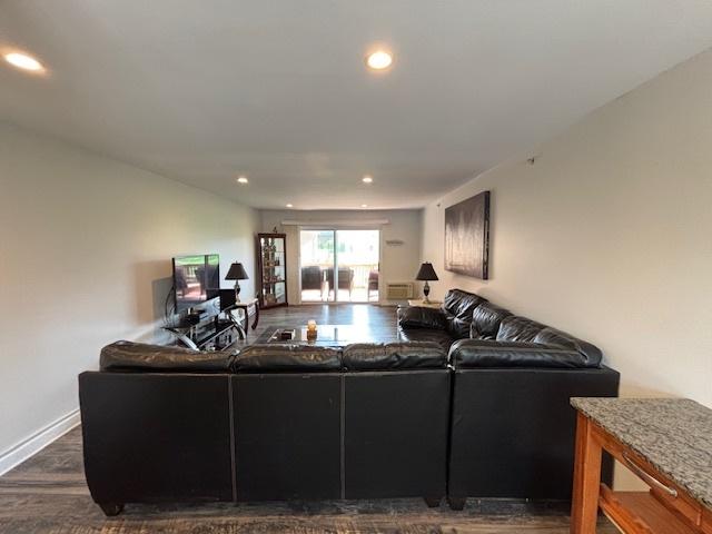 1915 Whitechapel Dr Unit 1A, Mount Prospect, IL 60056 - photo 12