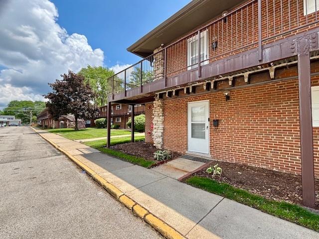 1915 Whitechapel Dr Unit 1A, Mount Prospect, IL 60056 - photo 5