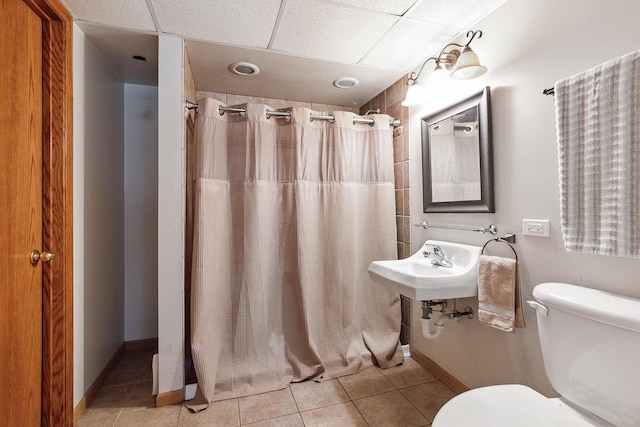 1611 Wintercrest Ln, Shorewood, IL 60404 - full bath featuring tile patterned flooring and a shower with curtain