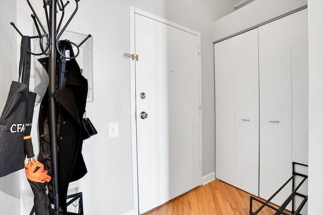500 S Clinton St Unit 527, Chicago, IL 60607 - mudroom featuring light wood-style flooring