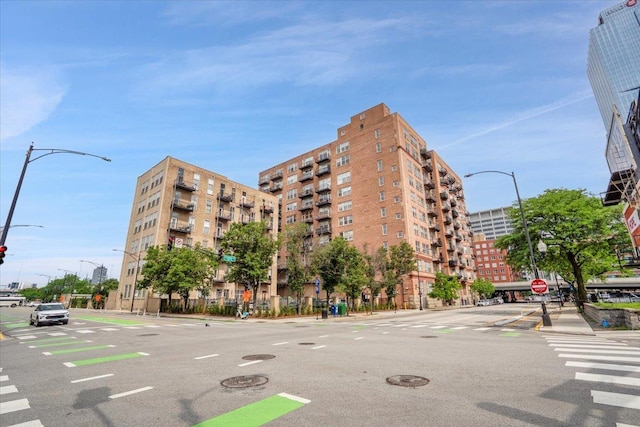 500 S Clinton St Unit 527, Chicago, IL 60607 - view of apartment building / complex
