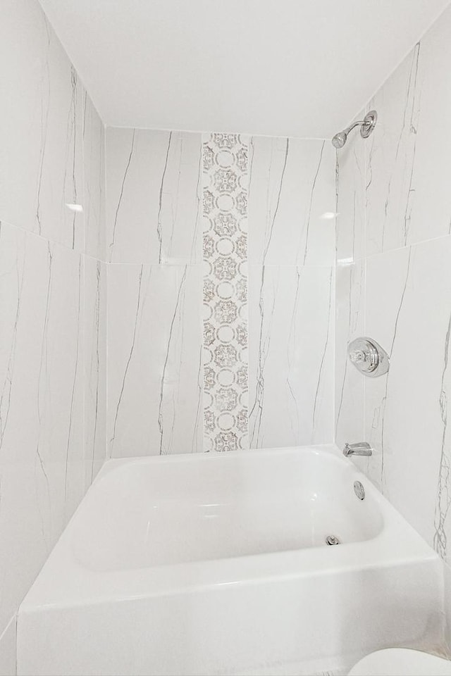200 W Crawford St, Peotone, IL 60468 - full bath featuring bathing tub / shower combination and toilet