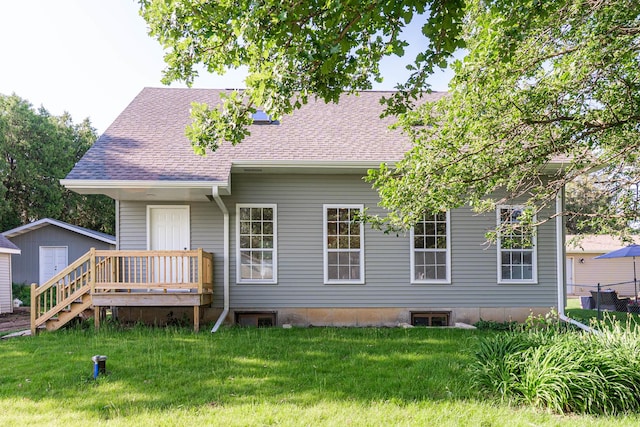 402 N St, Monroe Center, IL 61052 - rear view of house featuring roof with shingles
