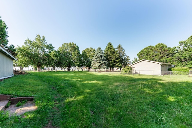 402 N St, Monroe Center, IL 61052 - view of yard