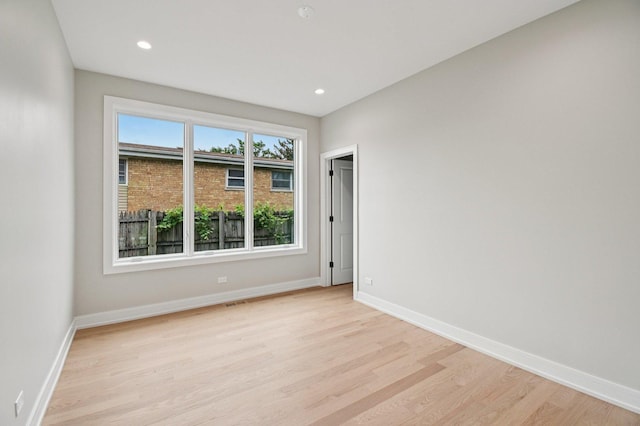 2700 Fontana Dr, Glenview, IL 60025 - spare room featuring light wood-type flooring and recessed lighting