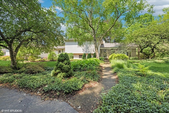 180A Old Sutton Rd, Barrington Hills, IL 60010 - photo 1