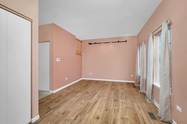 1423 Red Top Ln, Minooka, IL 60447 - unfurnished room featuring light wood finished floors