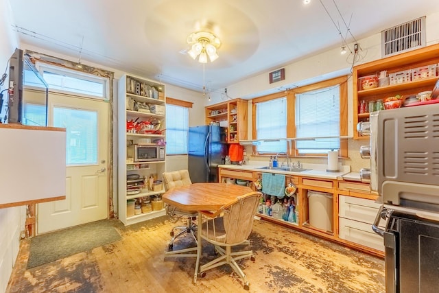 2555 N Mason Ave, Chicago, IL 60639 - photo 3