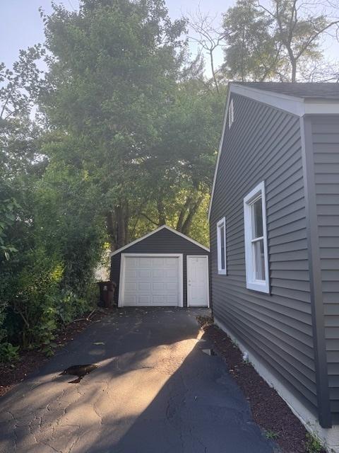 319 S Pine St, New Lenox, IL 60451 - photo 10
