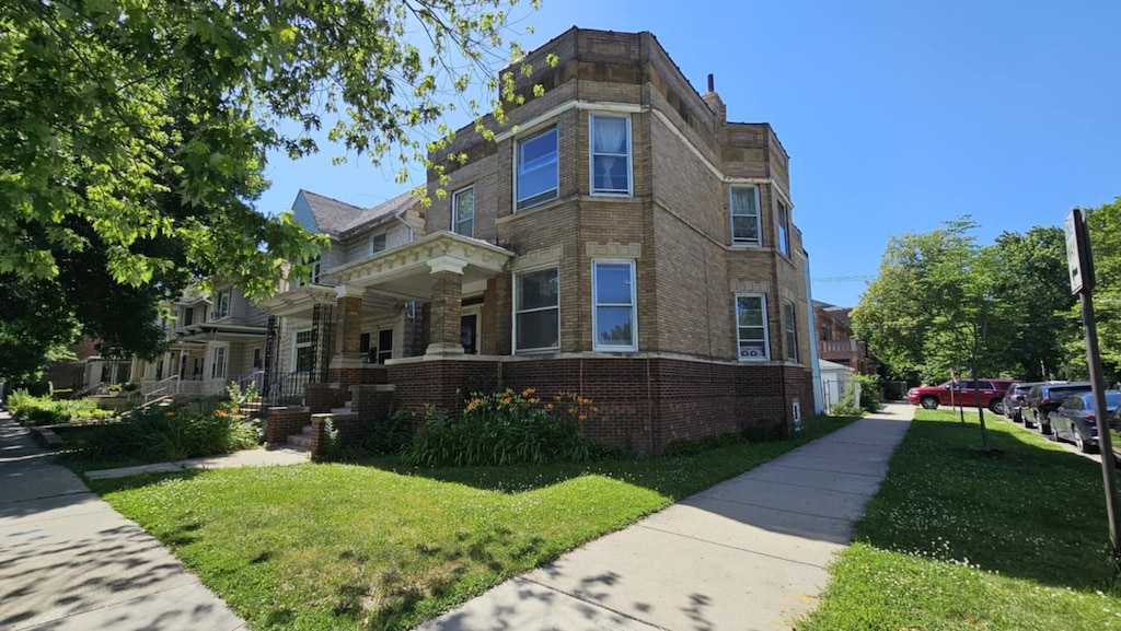 3725 W Irving Park Rd, Chicago, IL 60618 - photo 1