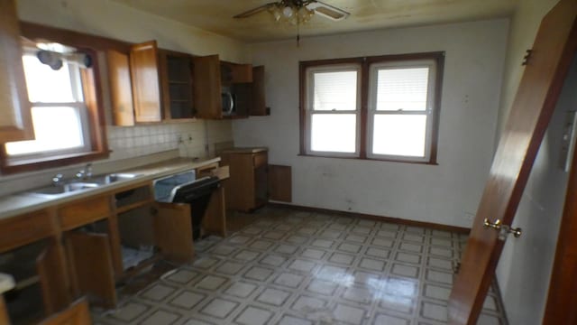 9028 S Carpenter St, Chicago, IL 60620 - photo 11