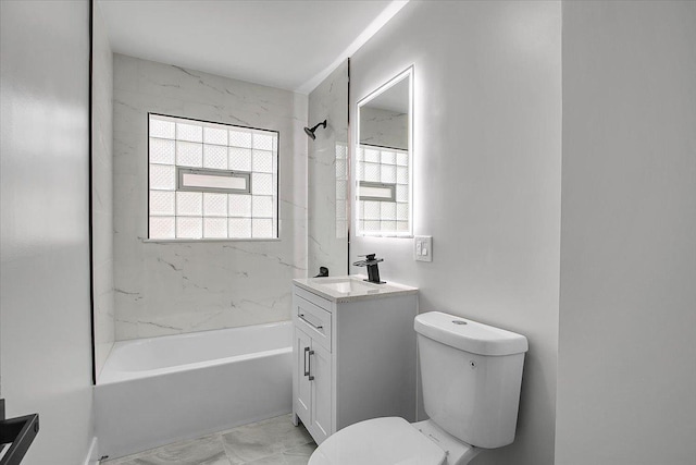 9007 S Cregier Ave, Chicago, IL 60617 - full bath featuring vanity and washtub / shower combination