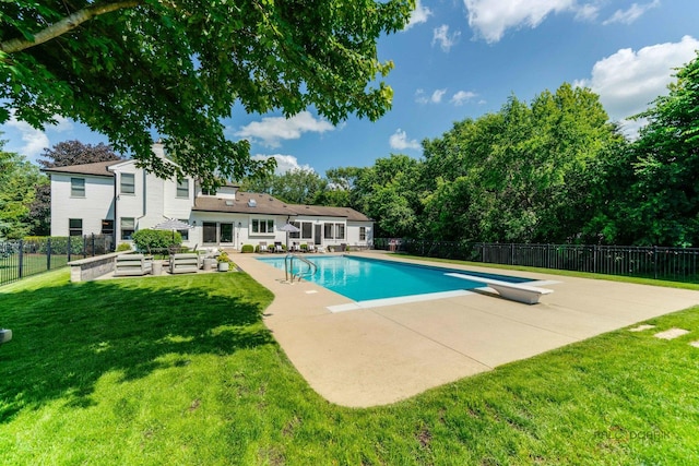2135 Kenton Ln, Libertyville, IL 60048 - view of pool with a patio and a diving board