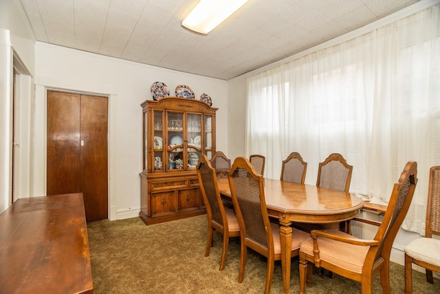 5028 N Sawyer Ave, Chicago, IL 60625 - dining area with carpet flooring