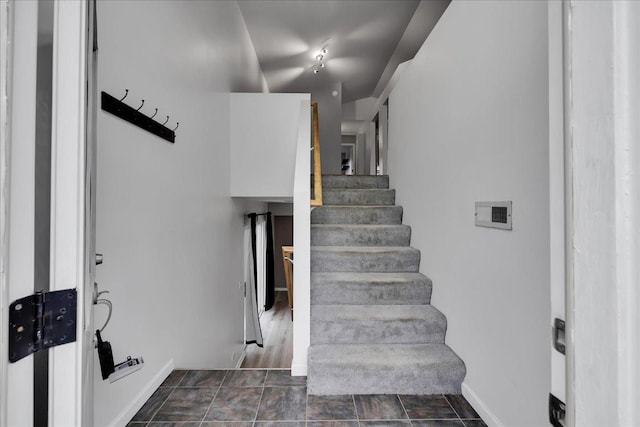 823 Symphony Dr, Aurora, IL 60504 - stairs with baseboards