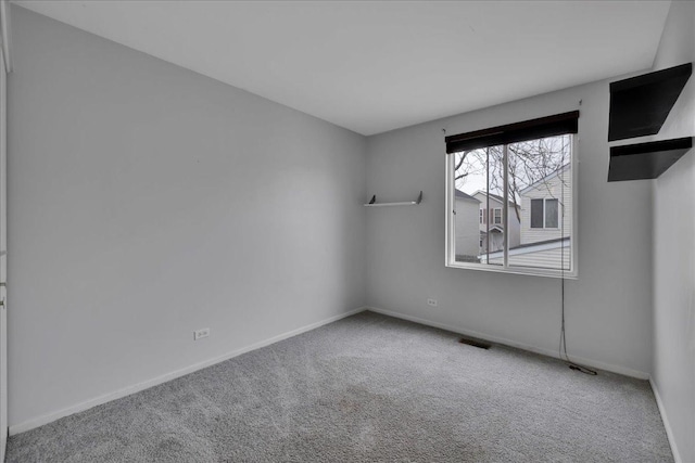 823 Symphony Dr, Aurora, IL 60504 - empty room with carpet