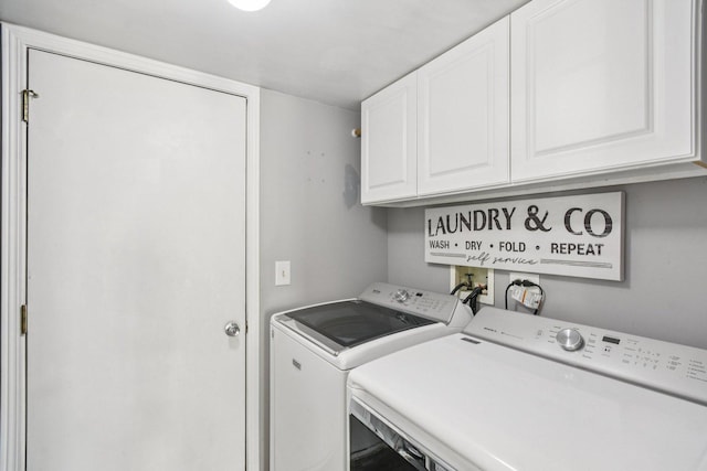 11 Misty Ct, South Elgin, IL 60177 - washroom featuring cabinet space and independent washer and dryer