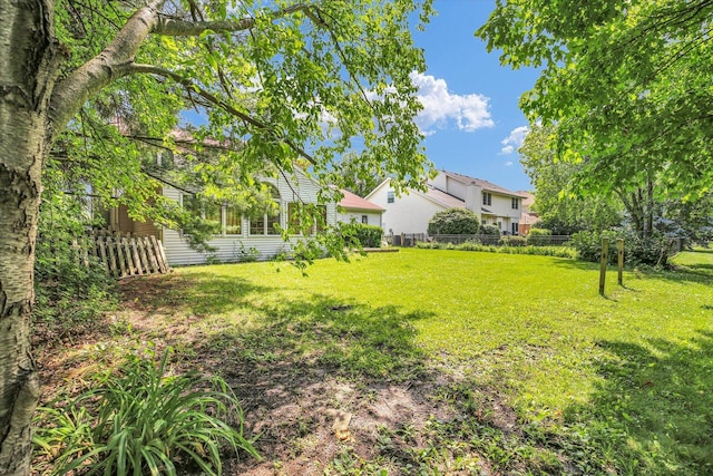 2904 Robeson Park Dr, Champaign, IL 61822 - view of yard