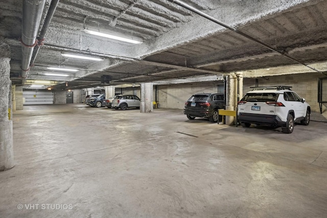 1800 W Grace St Unit 523, Chicago, IL 60613 - view of parking deck