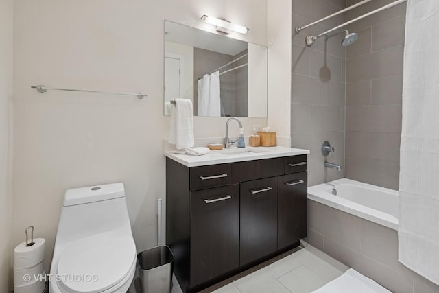 1800 W Grace St Unit 523, Chicago, IL 60613 - bathroom with vanity and tiled shower / bath combo