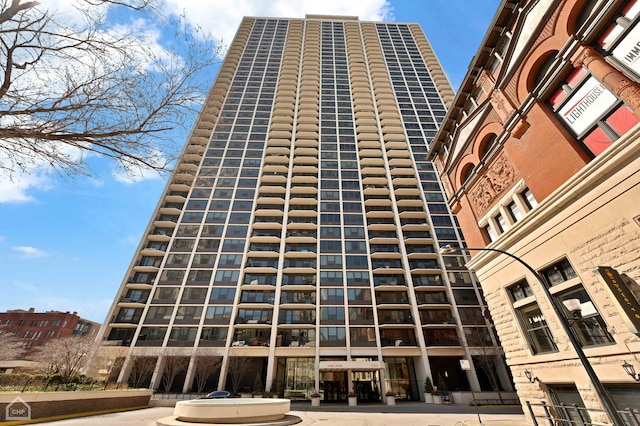 1560 N Sandburg Ter Unit 2810J, Chicago, IL 60610 - view of apartment building / complex