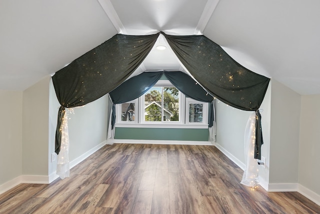 919 N Harvey Ave, Oak Park, IL 60302 - bonus room featuring wood finished floors and lofted ceiling