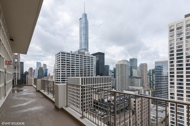 535 N Michigan Ave Unit 2203-2204, Chicago, IL 60611 - balcony featuring a skyline view