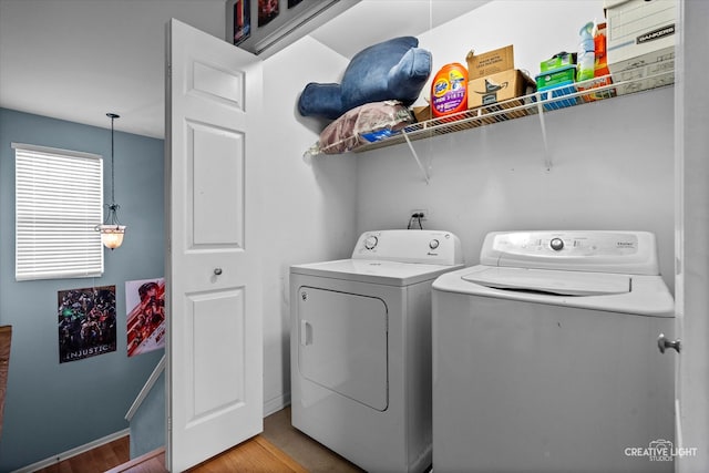 2426 Courtyard Cir Unit 3, Aurora, IL 60506 - washroom featuring washing machine and dryer and wood finished floors