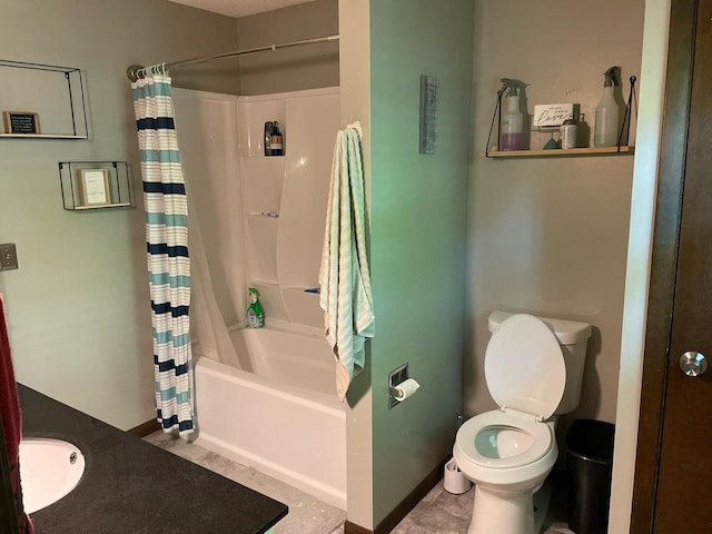 112 Crestview Dr, Hamilton, IL 62341 - full bathroom with shower / bath combo and vanity