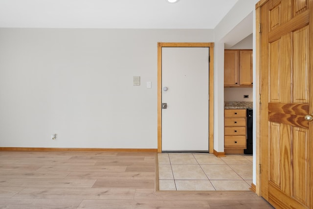 4825 W 109th St Unit 303, Oak Lawn, IL 60453 - entrance foyer with baseboards and light wood-style floors