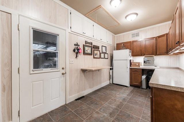 503 N Sangamon Ln, Dixon, IL 61021 - photo 27