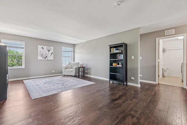 707 Brighton Dr, Pingree Grove, IL 60140 - unfurnished room featuring wood finished floors and baseboards