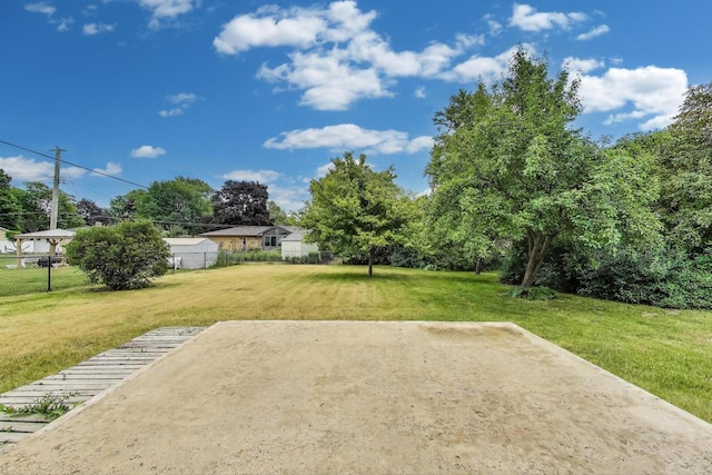 915 Carol Ave, Elgin, IL 60123 - view of yard with a patio