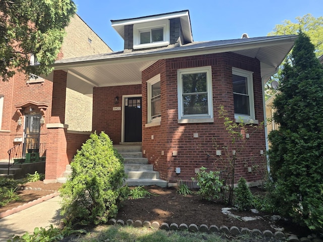 5423 N Sawyer Ave, Chicago, IL 60625 - photo 1