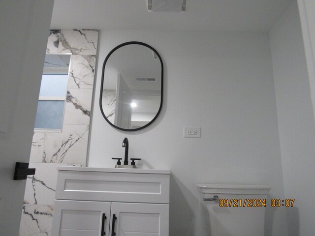 5423 N Sawyer Ave, Chicago, IL 60625 - photo 17