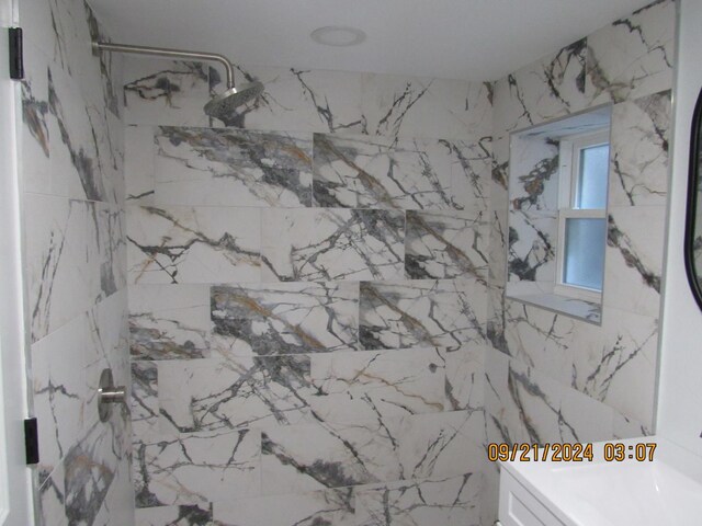 5423 N Sawyer Ave, Chicago, IL 60625 - photo 18