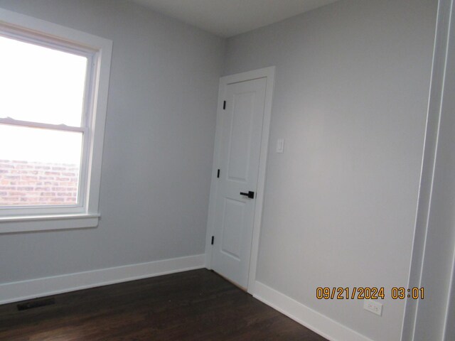 5423 N Sawyer Ave, Chicago, IL 60625 - photo 9