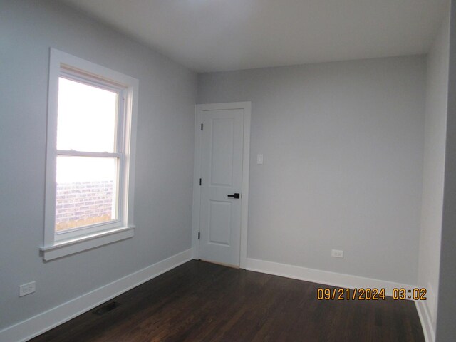 5423 N Sawyer Ave, Chicago, IL 60625 - photo 10