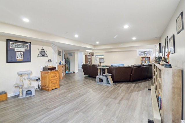 644 N Franklin Ave, Palatine, IL 60067 - living room with light wood-type flooring and recessed lighting