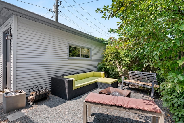 637 Highland Ave, Oak Park, IL 60304 - view of patio with outdoor lounge area