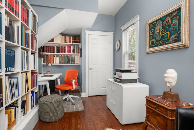 637 Highland Ave, Oak Park, IL 60304 - office area with wood finished floors and baseboards