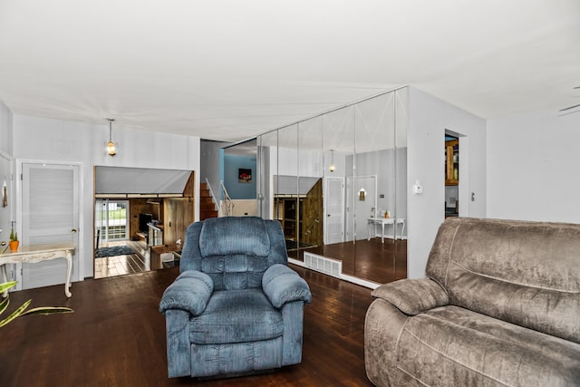 9047 Forestview Rd, Evanston, IL 60203 - photo 7