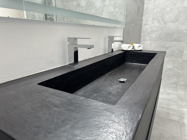 2164 Clementi Ln, Aurora, IL 60503 - view of bathroom