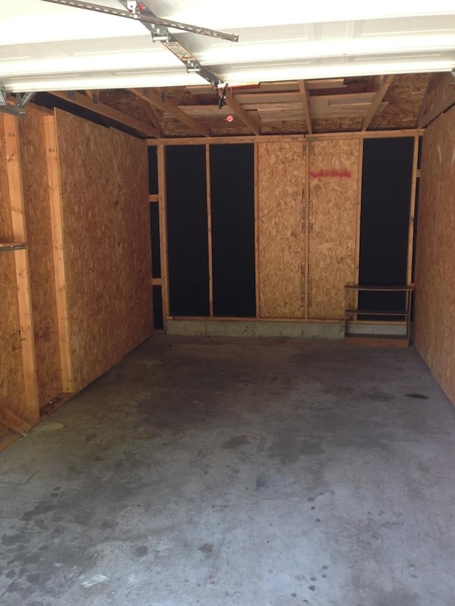 4305 W Shamrock Ln Unit 2F, Mchenry, IL 60050 - view of garage
