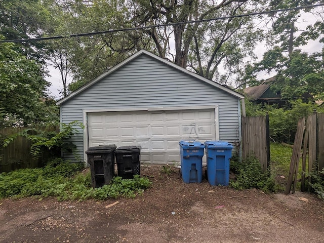 7017 S Hermitage Ave, Chicago, IL 60636 - view of detached garage