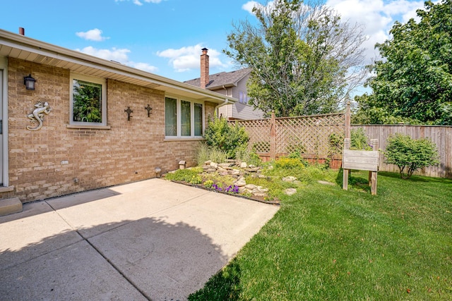 1860 Harvard Ln, New Lenox, IL 60451 - view of yard with a patio area